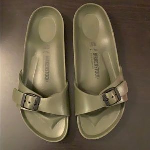 Birkenstock slides Madrid Essentials